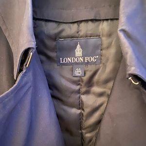 London Fog Men’s Trench Coat Size 44 Long